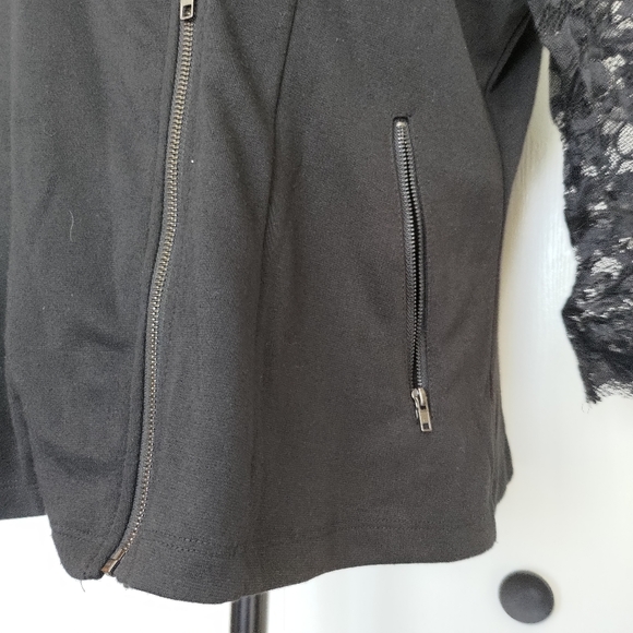 Moto Jacket w/ Lace Sleeves sz 2X - Picture 5 of 8
